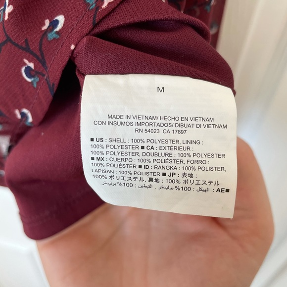 BOGO Old Navy Maroon Pleated Mini Skirt - Picture 7 of 7